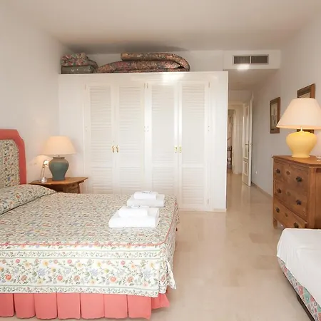 Apartment Fuentes De La Duquesa 124 *